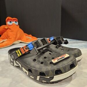 NASCAR Crocs Classic Clogs Black Racing M6 W8 Men's 6 Women's 8